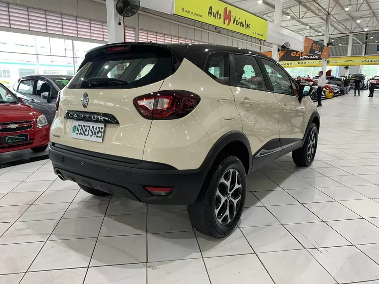 Renault Captur Bege 2