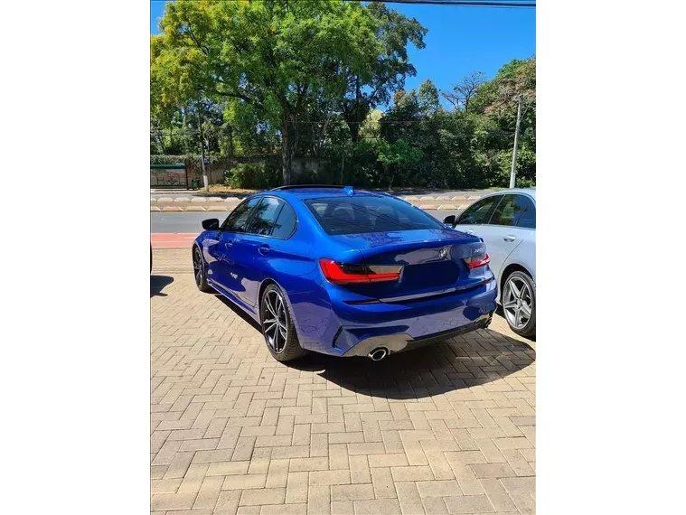 BMW 320i Azul 9