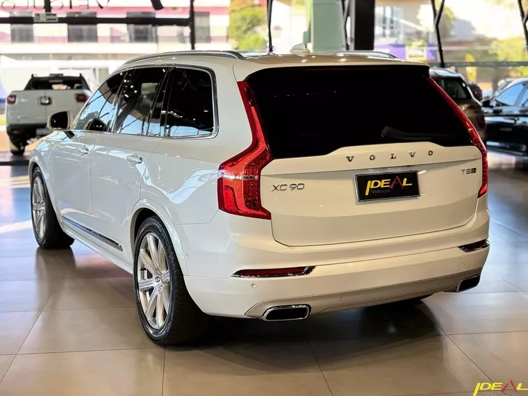 Volvo XC90 Branco 3