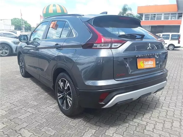 Mitsubishi Eclipse Cross Cinza 6