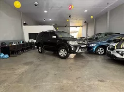 Toyota Hilux SW4