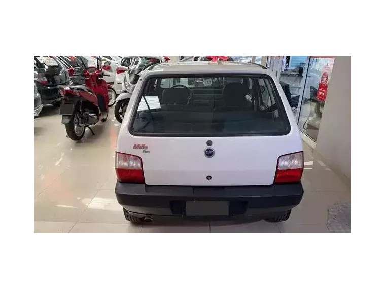 Fiat Uno Branco 1