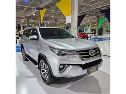 Hilux SW4