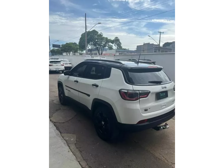 Jeep Compass Branco 21