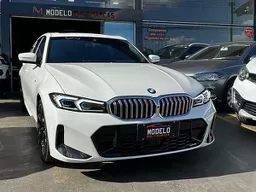 BMW 320i