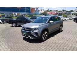 Volkswagen Taos