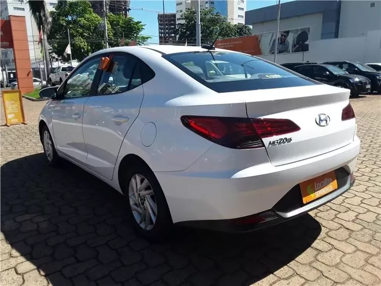 Hyundai HB20S Branco 7