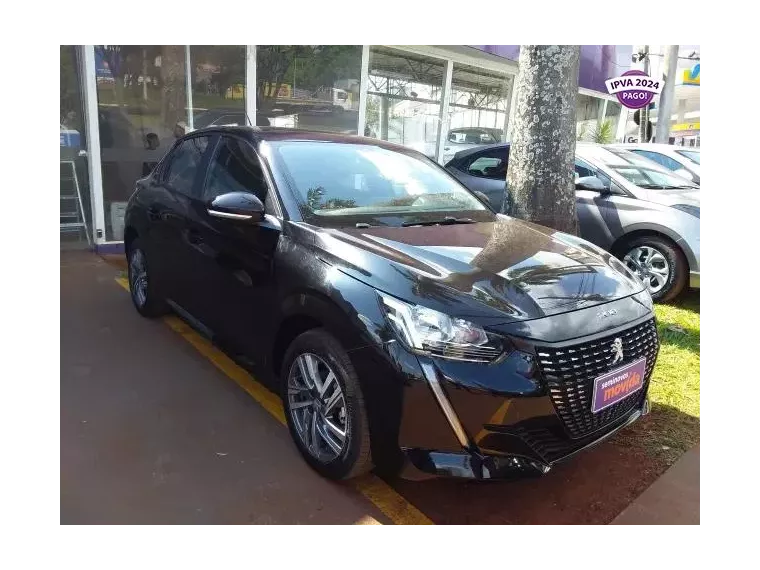 Peugeot 208 Preto 4