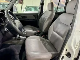 Mitsubishi Pajero TR4