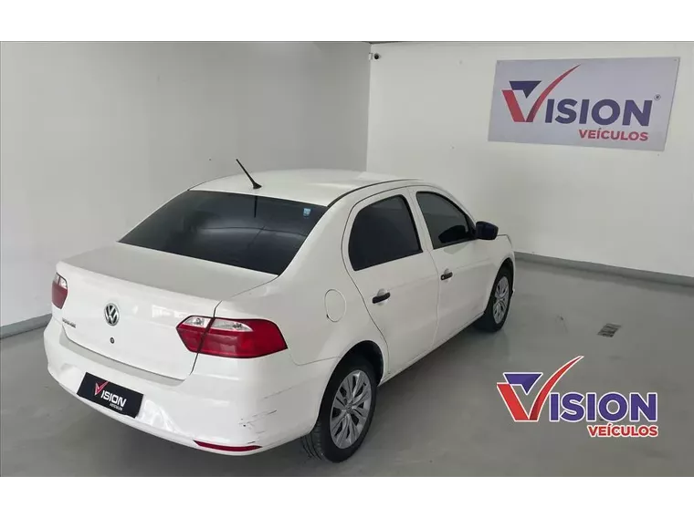 Volkswagen Voyage Branco 9