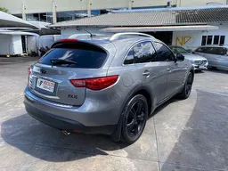 Infiniti FX35