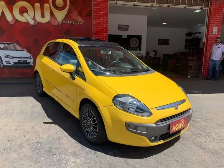 Fiat Punto Amarelo 14