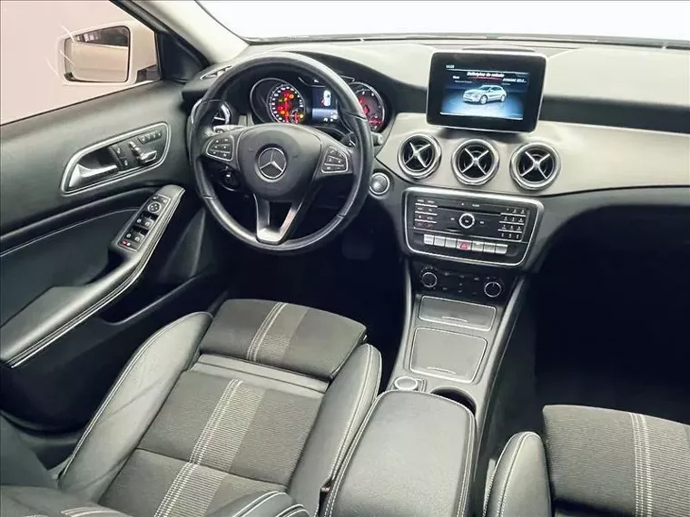 Mercedes-benz GLA 200 Branco 11