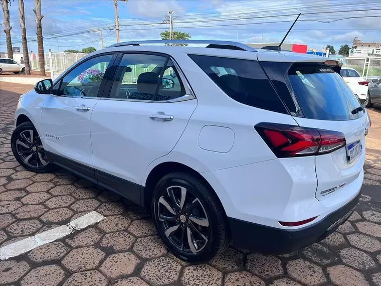 Chevrolet Equinox Branco 13