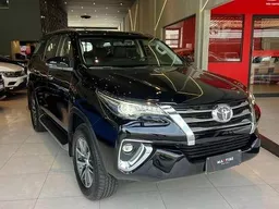 Toyota Hilux SW4