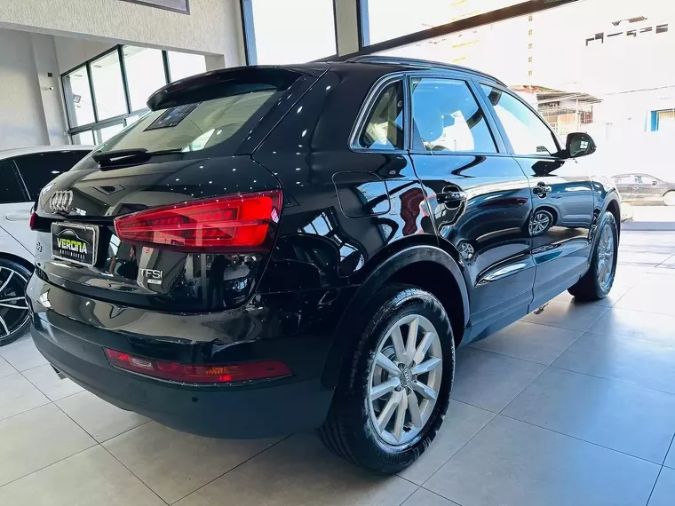 Audi Q3 Preto 4