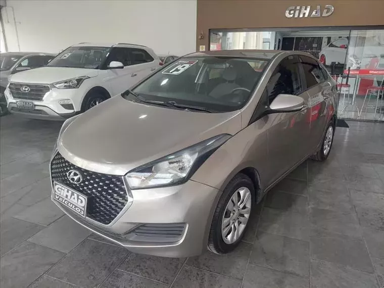 Hyundai HB20S Cinza 2