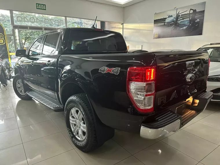 Ford Ranger Preto 6