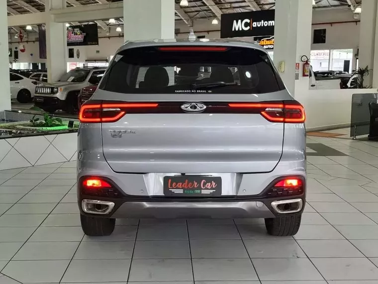 Chery Tiggo 8 Prata 3