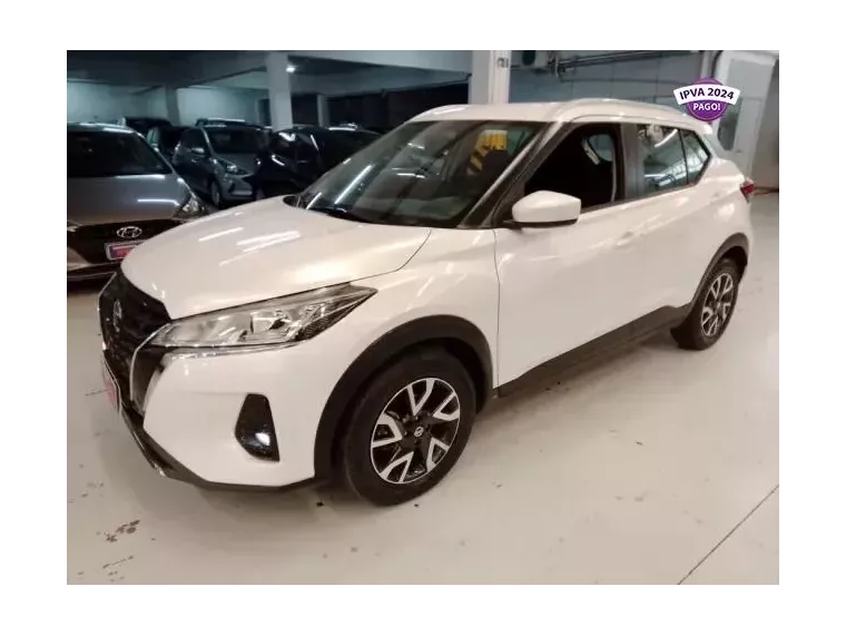 Nissan Kicks Branco 4