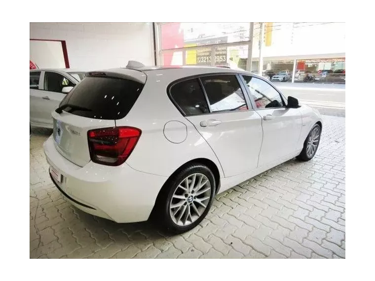 BMW 120i Branco 5