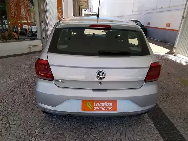 Volkswagen Gol Prata 3