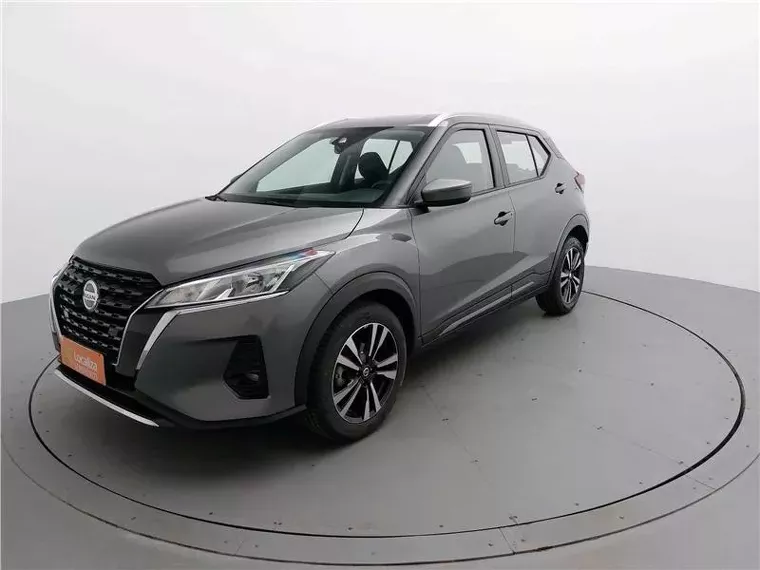 Nissan Kicks Cinza 5