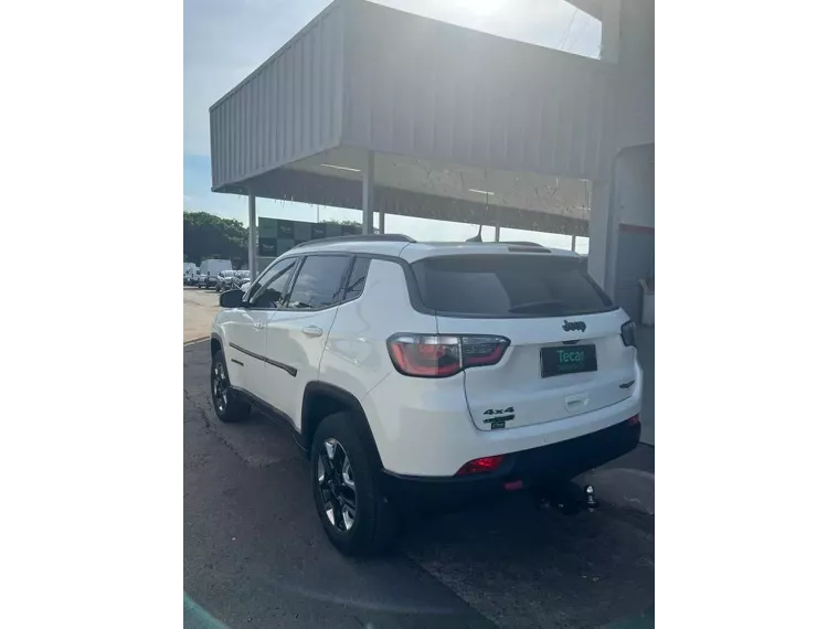 Jeep Compass Branco 20