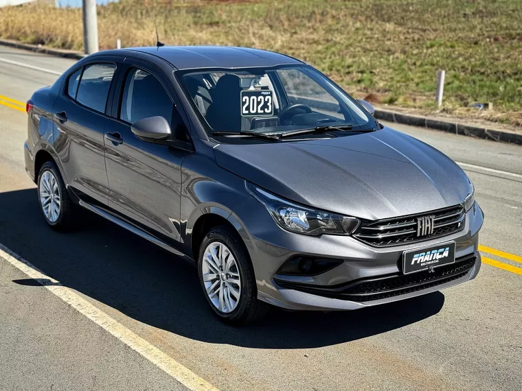 Fiat Cronos Cinza 7