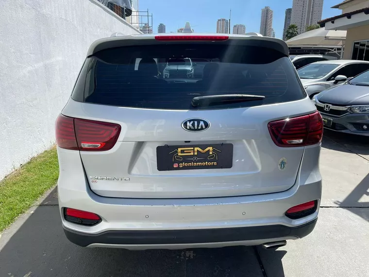 KIA Sorento Prata 3