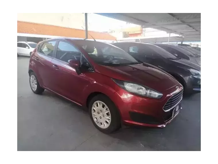 Ford Fiesta Vermelho 3