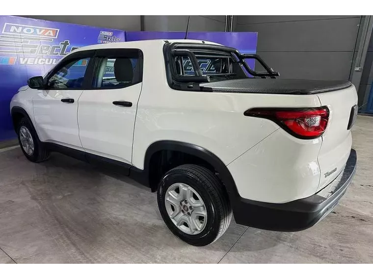 Fiat Toro Branco 4