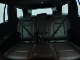 Jeep Commander