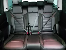 Jeep Commander