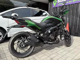 Bajaj Dominar