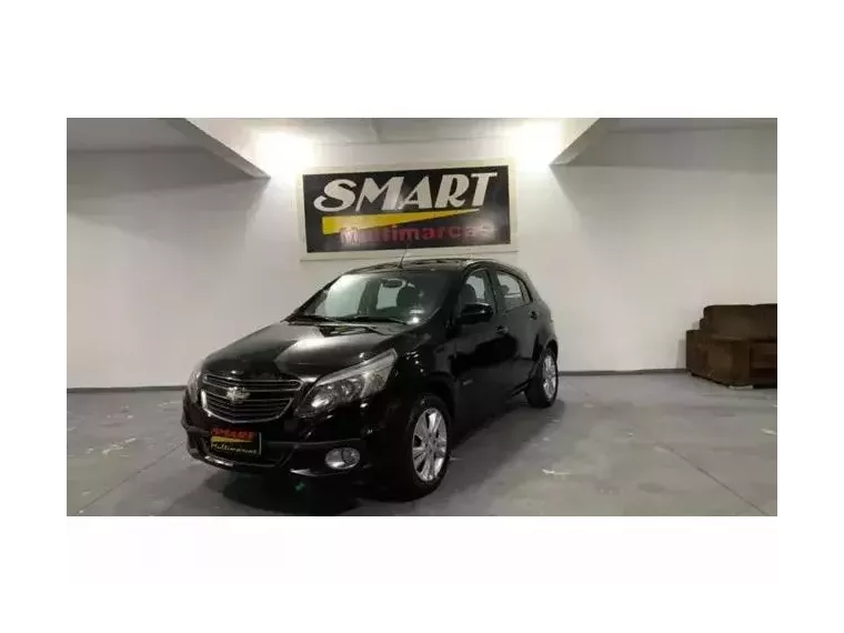 Chevrolet Agile Preto 8