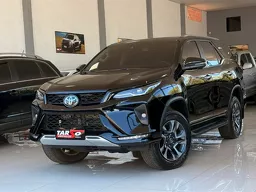 Toyota Hilux SW4