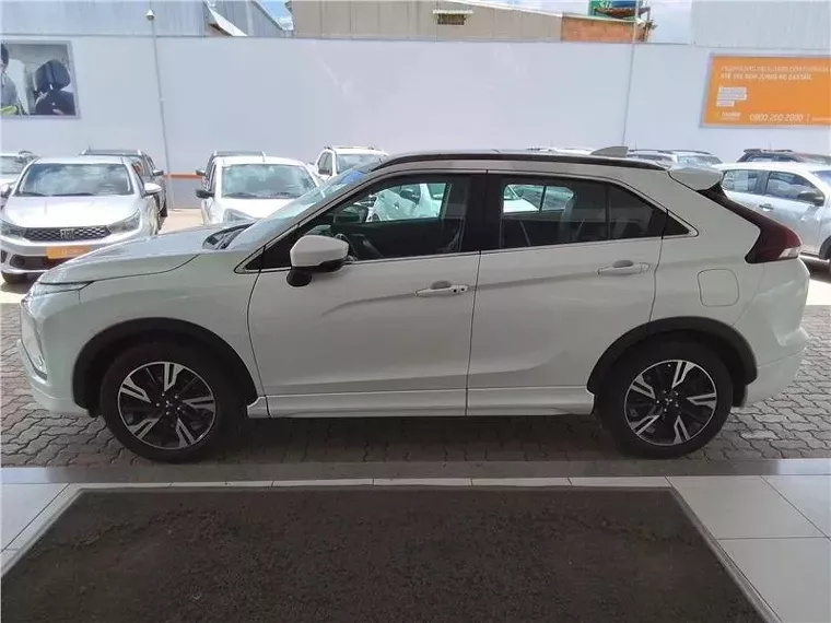 Mitsubishi Eclipse Cross Branco 6