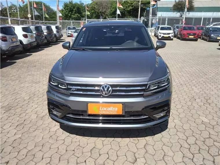 Volkswagen Tiguan Cinza 10