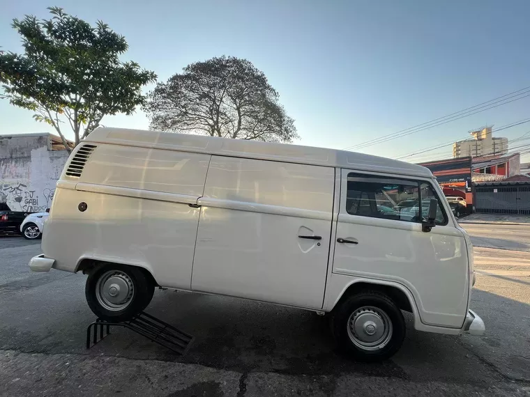 Volkswagen Kombi Branco 7