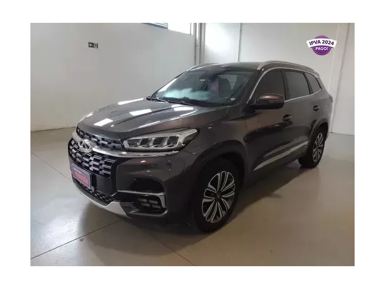 Chery Tiggo 8 Cinza 1