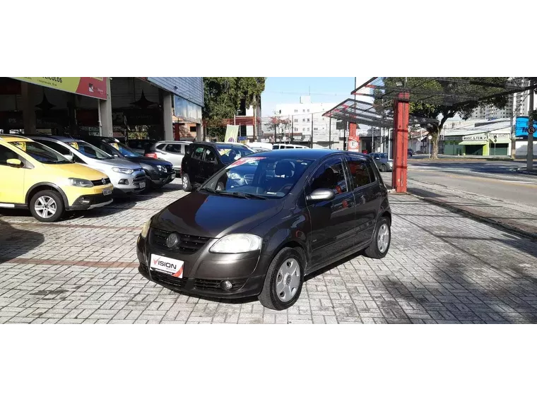 Volkswagen Fox Cinza 1