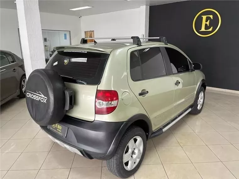 Volkswagen Crossfox Bege 17