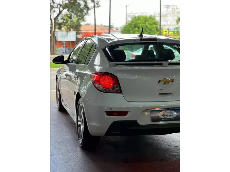 Chevrolet Cruze Branco 14