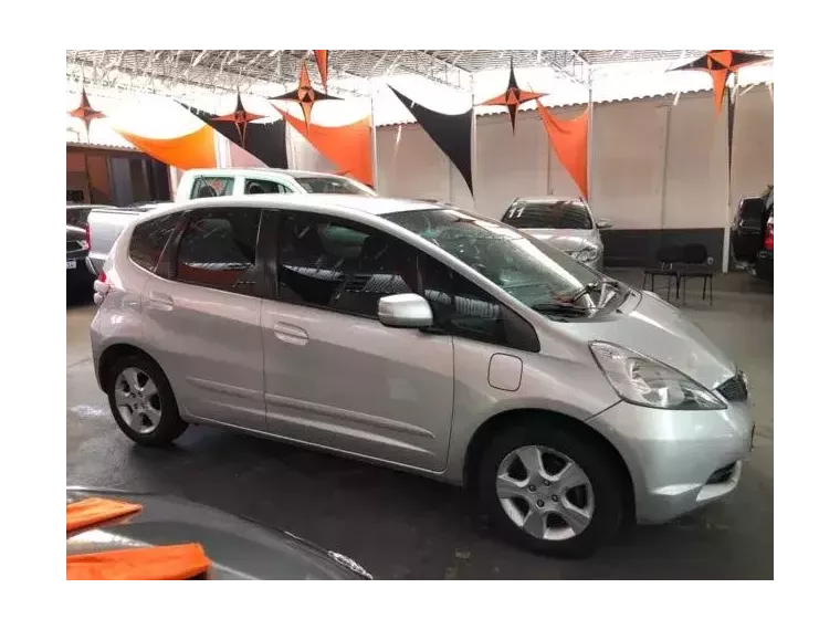 Honda FIT Prata 1