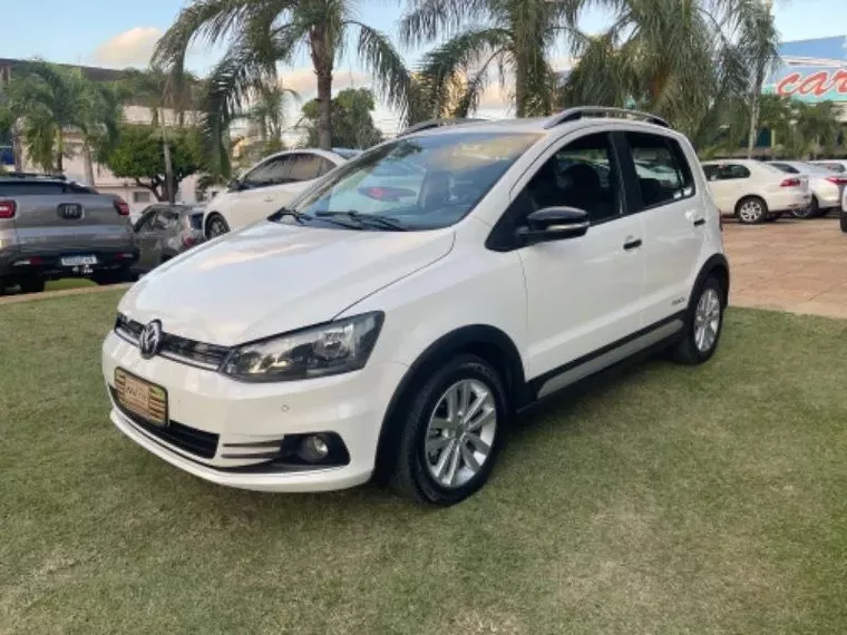 Volkswagen Fox Branco 2