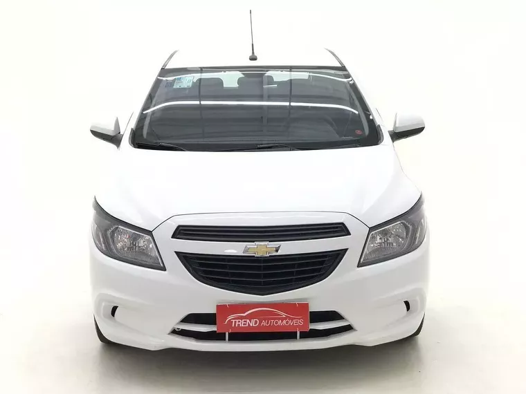 Chevrolet Onix Branco 15