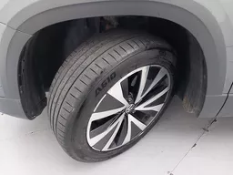 Volkswagen Taos