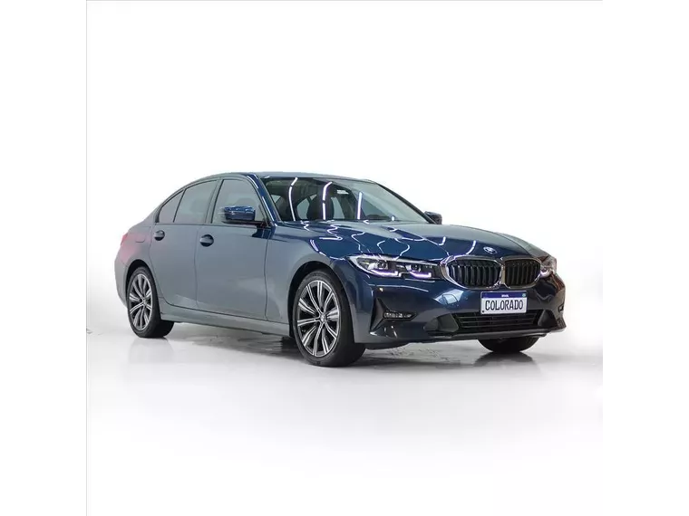 BMW 320i Azul 9