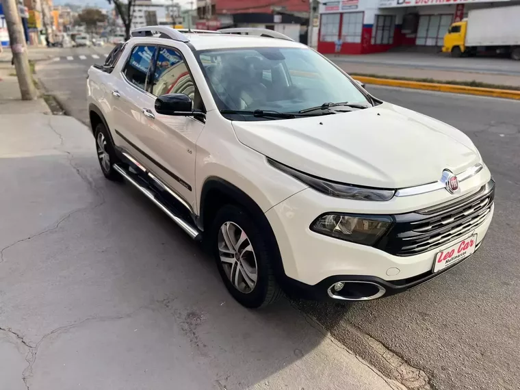 Fiat Toro Branco 3